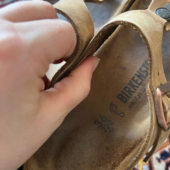 Birkenstock Gizeh Sandals, size 36 - Picture 3 of 6